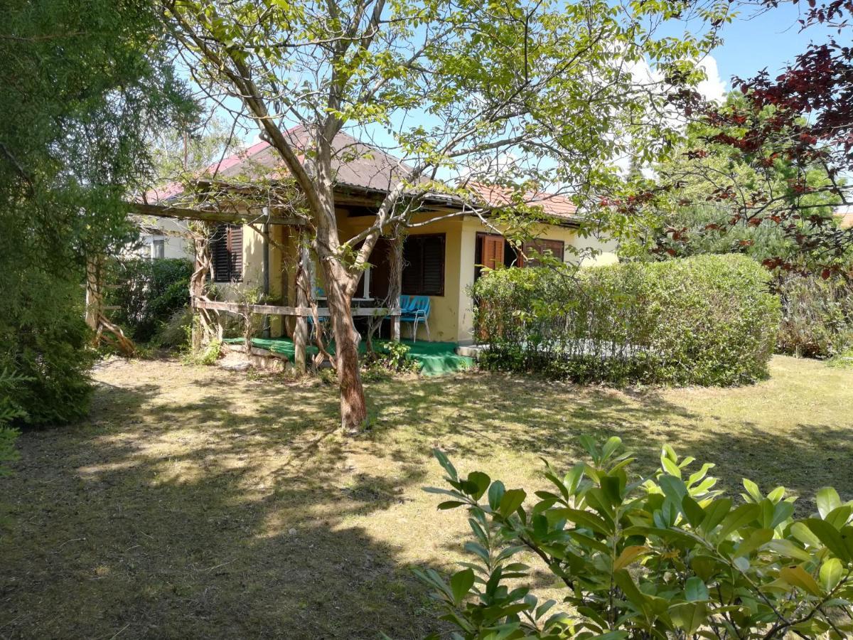 Retro Nyaralo Villa Balatonbereny Ngoại thất bức ảnh
